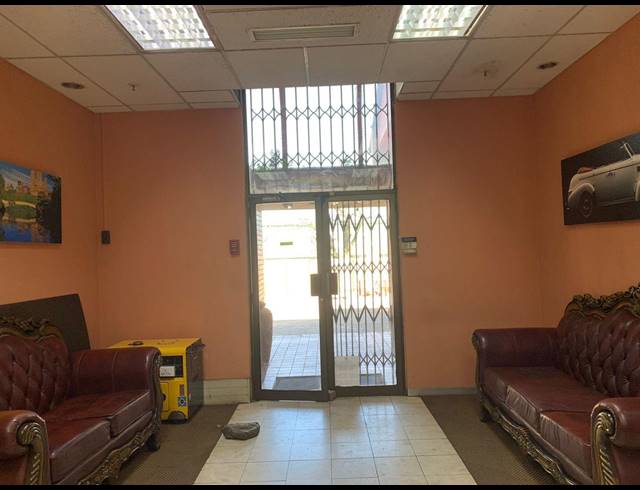 16,000M² WAREHOUSE TO LET IN INDUSTRIA